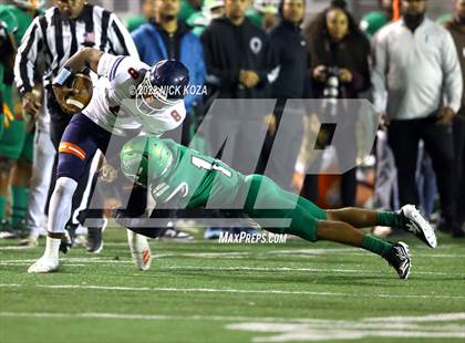 Thumbnail 2 in Inglewood vs. Chaminade (CIF SS D2 Semi-Finals) photogallery.