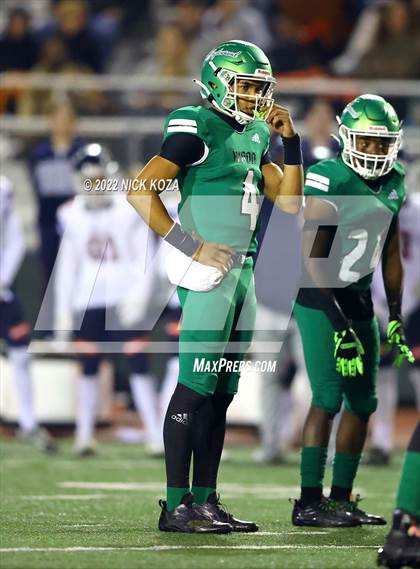 Thumbnail 1 in Inglewood vs. Chaminade (CIF SS D2 Semi-Finals) photogallery.