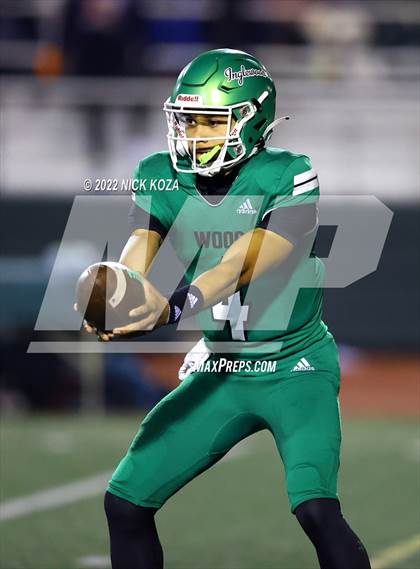 Thumbnail 2 in Inglewood vs. Chaminade (CIF SS D2 Semi-Finals) photogallery.