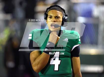 Thumbnail 3 in Inglewood vs. Chaminade (CIF SS D2 Semi-Finals) photogallery.