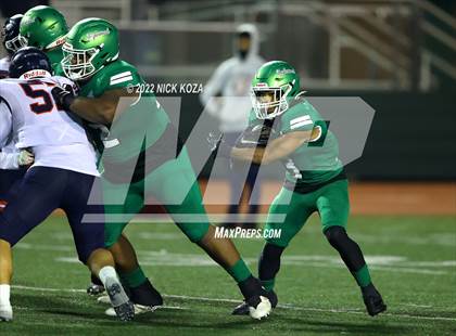 Thumbnail 3 in Inglewood vs. Chaminade (CIF SS D2 Semi-Finals) photogallery.