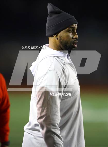 Thumbnail 1 in Inglewood vs. Chaminade (CIF SS D2 Semi-Finals) photogallery.