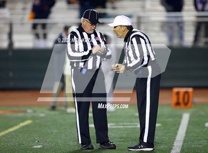 Thumbnail 1 in Inglewood vs. Chaminade (CIF SS D2 Semi-Finals) photogallery.