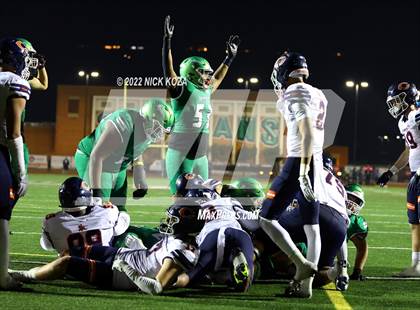 Thumbnail 3 in Inglewood vs. Chaminade (CIF SS D2 Semi-Finals) photogallery.