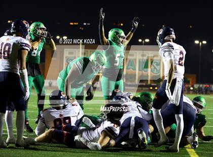 Thumbnail 1 in Inglewood vs. Chaminade (CIF SS D2 Semi-Finals) photogallery.