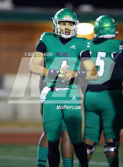 Thumbnail 1 in Inglewood vs. Chaminade (CIF SS D2 Semi-Finals) photogallery.