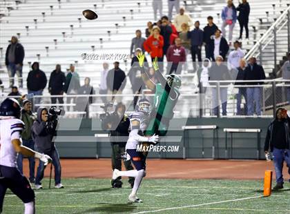 Thumbnail 1 in Inglewood vs. Chaminade (CIF SS D2 Semi-Finals) photogallery.