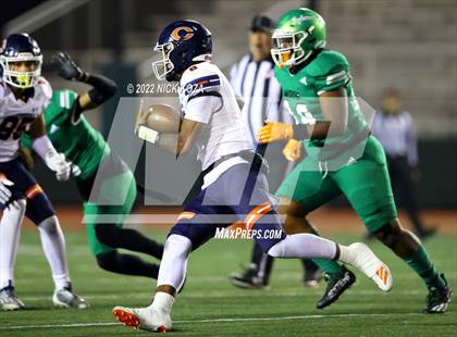 Thumbnail 1 in Inglewood vs. Chaminade (CIF SS D2 Semi-Finals) photogallery.