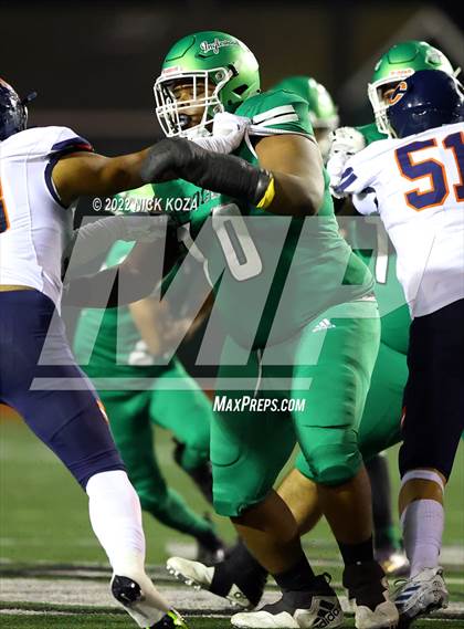 Thumbnail 2 in Inglewood vs. Chaminade (CIF SS D2 Semi-Finals) photogallery.