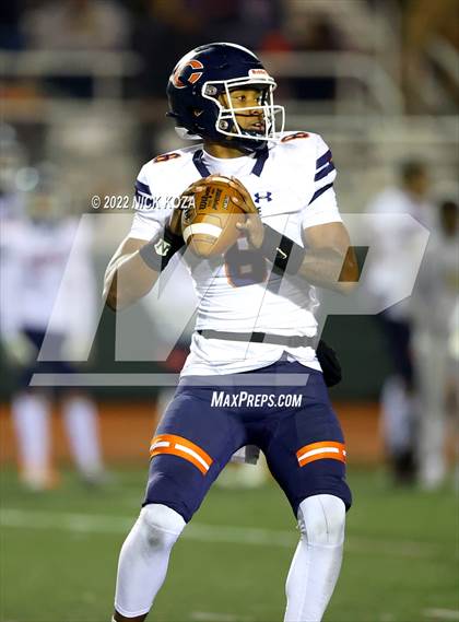 Thumbnail 3 in Inglewood vs. Chaminade (CIF SS D2 Semi-Finals) photogallery.