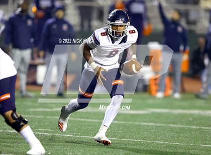 Thumbnail 1 in Inglewood vs. Chaminade (CIF SS D2 Semi-Finals) photogallery.