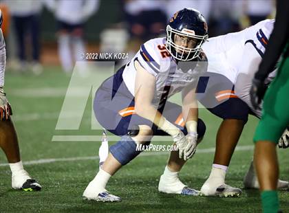 Thumbnail 2 in Inglewood vs. Chaminade (CIF SS D2 Semi-Finals) photogallery.