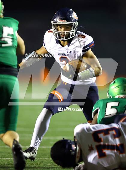Thumbnail 2 in Inglewood vs. Chaminade (CIF SS D2 Semi-Finals) photogallery.