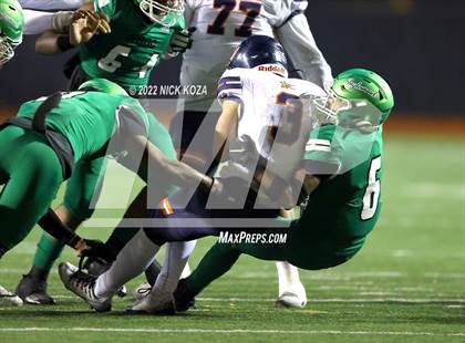 Thumbnail 2 in Inglewood vs. Chaminade (CIF SS D2 Semi-Finals) photogallery.