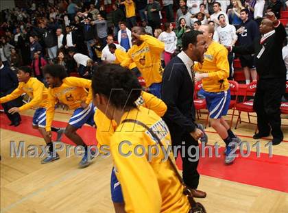 Thumbnail 1 in St. Bernard vs. Sierra Canyon (CIF SoCal D5 Regional Final) photogallery.