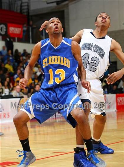 Thumbnail 3 in St. Bernard vs. Sierra Canyon (CIF SoCal D5 Regional Final) photogallery.
