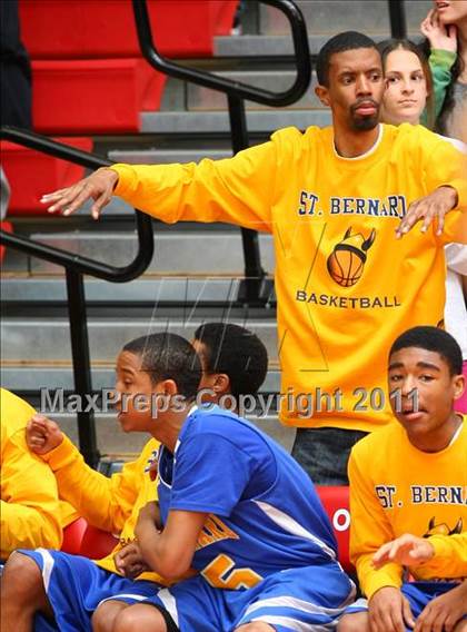 Thumbnail 2 in St. Bernard vs. Sierra Canyon (CIF SoCal D5 Regional Final) photogallery.