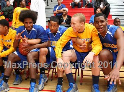 Thumbnail 1 in St. Bernard vs. Sierra Canyon (CIF SoCal D5 Regional Final) photogallery.