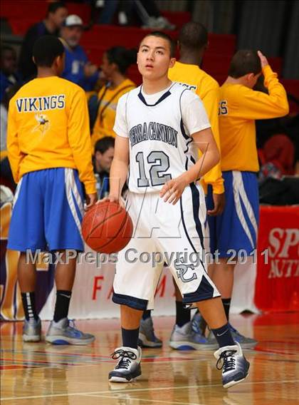 Thumbnail 2 in St. Bernard vs. Sierra Canyon (CIF SoCal D5 Regional Final) photogallery.
