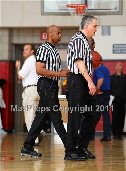 Thumbnail 3 in St. Bernard vs. Sierra Canyon (CIF SoCal D5 Regional Final) photogallery.