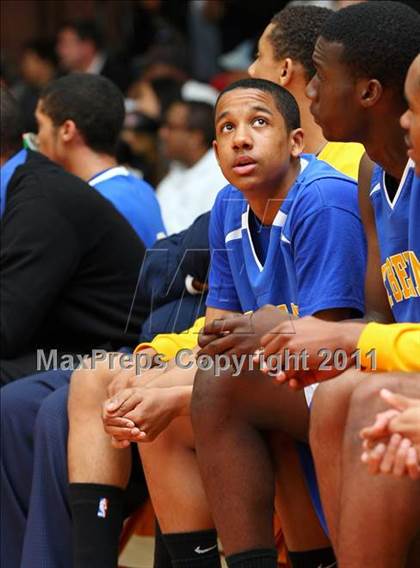 Thumbnail 3 in St. Bernard vs. Sierra Canyon (CIF SoCal D5 Regional Final) photogallery.