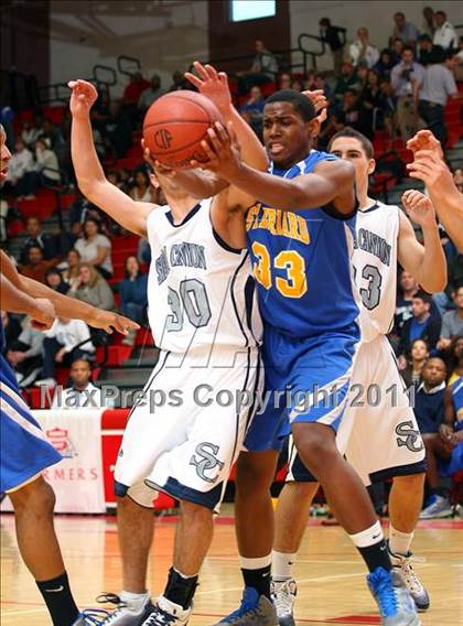 Thumbnail 1 in St. Bernard vs. Sierra Canyon (CIF SoCal D5 Regional Final) photogallery.