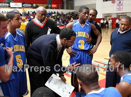 Thumbnail 1 in St. Bernard vs. Sierra Canyon (CIF SoCal D5 Regional Final) photogallery.