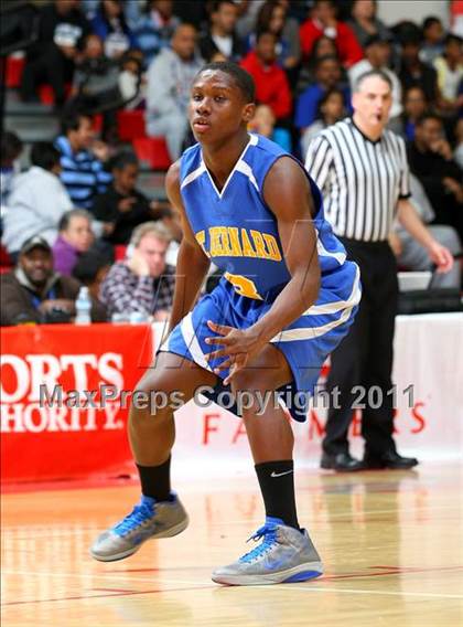 Thumbnail 1 in St. Bernard vs. Sierra Canyon (CIF SoCal D5 Regional Final) photogallery.
