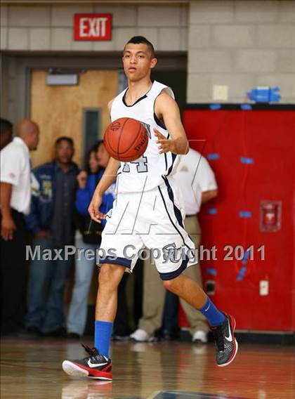 Thumbnail 1 in St. Bernard vs. Sierra Canyon (CIF SoCal D5 Regional Final) photogallery.