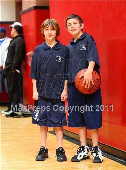 Thumbnail 3 in St. Bernard vs. Sierra Canyon (CIF SoCal D5 Regional Final) photogallery.