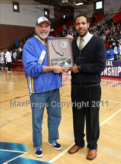 Thumbnail 3 in St. Bernard vs. Sierra Canyon (CIF SoCal D5 Regional Final) photogallery.