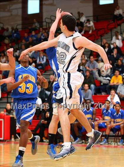 Thumbnail 3 in St. Bernard vs. Sierra Canyon (CIF SoCal D5 Regional Final) photogallery.