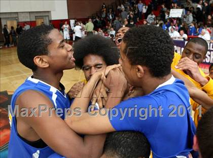 Thumbnail 2 in St. Bernard vs. Sierra Canyon (CIF SoCal D5 Regional Final) photogallery.