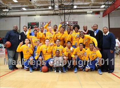 Thumbnail 2 in St. Bernard vs. Sierra Canyon (CIF SoCal D5 Regional Final) photogallery.