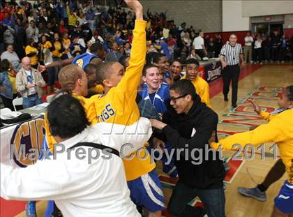Thumbnail 3 in St. Bernard vs. Sierra Canyon (CIF SoCal D5 Regional Final) photogallery.