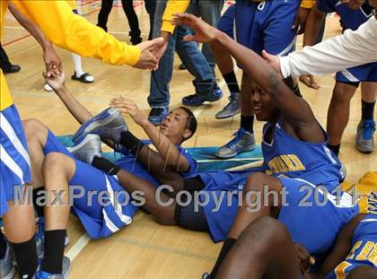 Thumbnail 2 in St. Bernard vs. Sierra Canyon (CIF SoCal D5 Regional Final) photogallery.