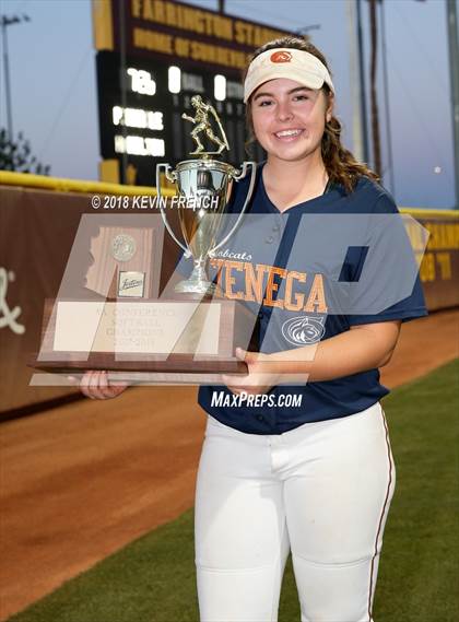Thumbnail 2 in Cienega (AIA 5A Final Awards) photogallery.