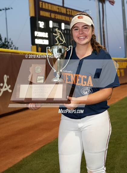 Thumbnail 1 in Cienega (AIA 5A Final Awards) photogallery.