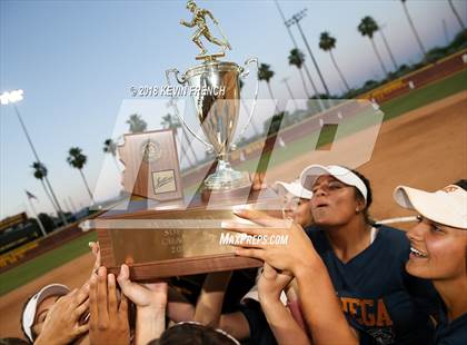 Thumbnail 1 in Cienega (AIA 5A Final Awards) photogallery.
