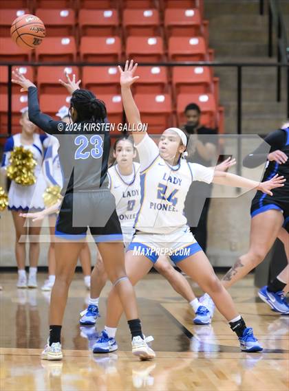 Thumbnail 2 in Hebron vs. Boswell (UIL Basketball 6A Area) photogallery.