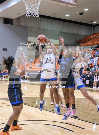 Thumbnail 3 in Hebron vs. Boswell (UIL Basketball 6A Area) photogallery.