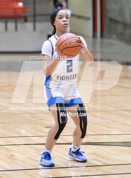 Thumbnail 3 in Hebron vs. Boswell (UIL Basketball 6A Area) photogallery.