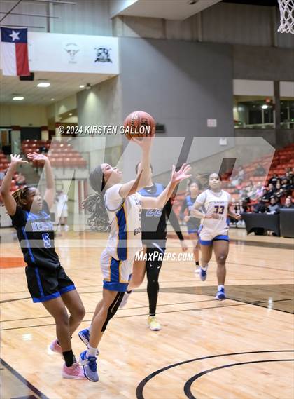 Thumbnail 1 in Hebron vs. Boswell (UIL Basketball 6A Area) photogallery.