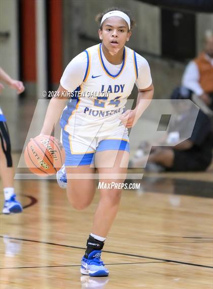Thumbnail 2 in Hebron vs. Boswell (UIL Basketball 6A Area) photogallery.