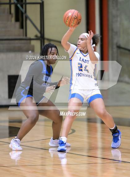 Thumbnail 1 in Hebron vs. Boswell (UIL Basketball 6A Area) photogallery.