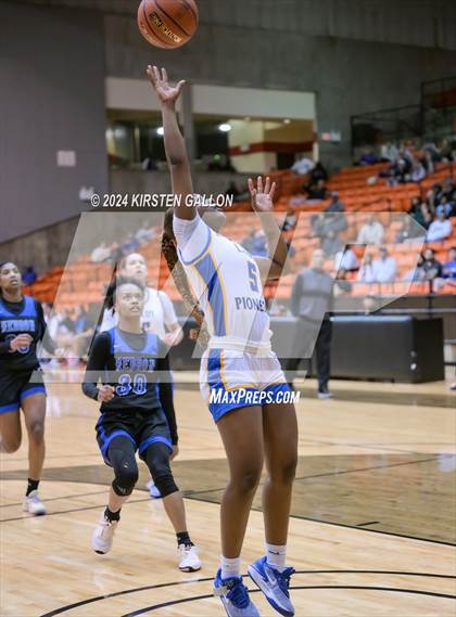 Thumbnail 2 in Hebron vs. Boswell (UIL Basketball 6A Area) photogallery.