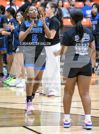 Thumbnail 3 in Hebron vs. Boswell (UIL Basketball 6A Area) photogallery.