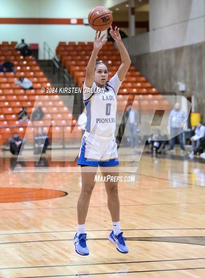 Thumbnail 3 in Hebron vs. Boswell (UIL Basketball 6A Area) photogallery.