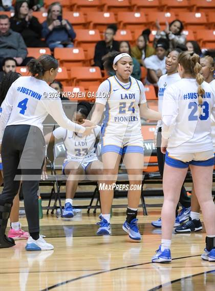 Thumbnail 2 in Hebron vs. Boswell (UIL Basketball 6A Area) photogallery.
