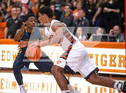 Thumbnail 1 in O'Fallon @ Edwardsville photogallery.